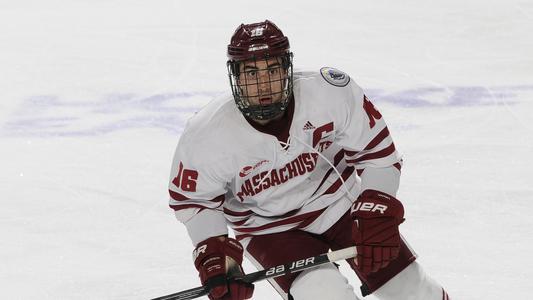 14 Boston University vs. #10 UMass (11/11/22) - Stream the NCAA