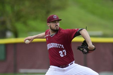 Baseball Outlasts La Salle to Win A-10 Opener - George Washington