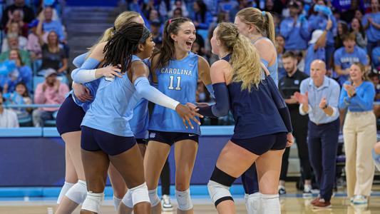 North Carolina VS Louisville NCAA College Volleyball Women Nov 13