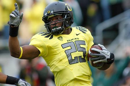 No. 7 Ducks Stay Unbeaten in Pac-12, Down Cougs 43-28 - University of  Oregon Athletics