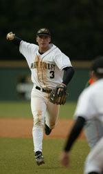 UNC Baseball: 10-Run 5th Inning Sends Tar Heels Past Wake, 12-3 