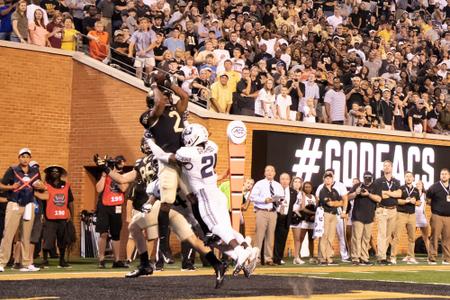 Kendall Hinton To Return To Wake Forest Football For Senior Season