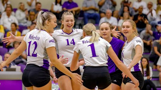 Idaho State Bengals at Weber State Wildcats Womens Volleyball