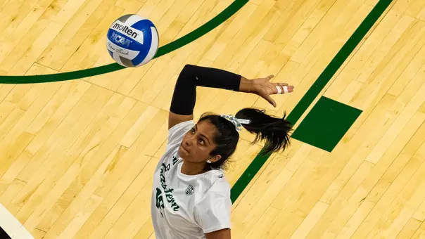 Surabhi Srinivasan serves the ball at home against Kent State, Oct. 9, 2025