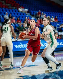 Jess Moors versus USF