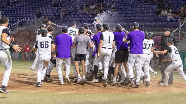 walk-off celly unm