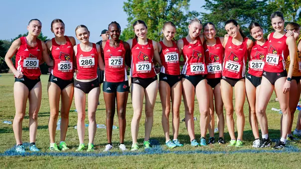 Louisville women's cross country wins the 2025 Southern Showcase team title.