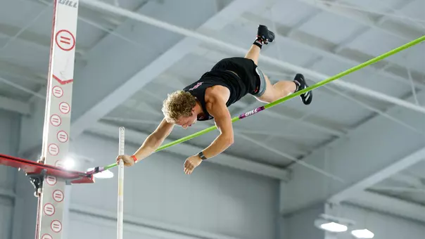 Lucas Couron competes in the pole vault at the 2025 PNC Lenny Lyles Invitational