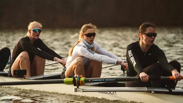 Second Varsity Eight first practice photos