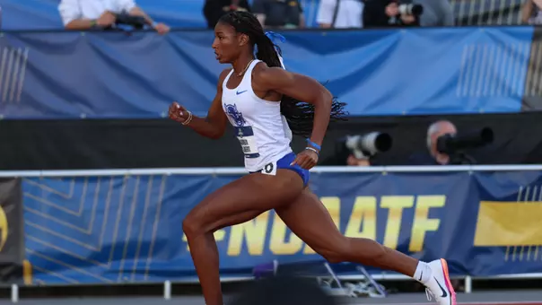 Lauren Tolbert runs in the 800m semifinal at the NCAA Outdoor Championships