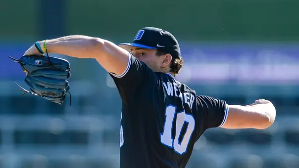 Aidan Weaver pitches for Duke baseball