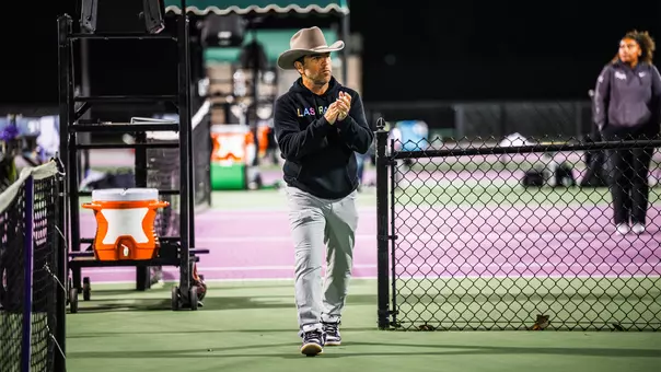 David Roditi claps his hands during a match.
