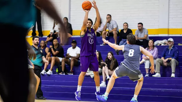 Gavin Sykes shoots a three