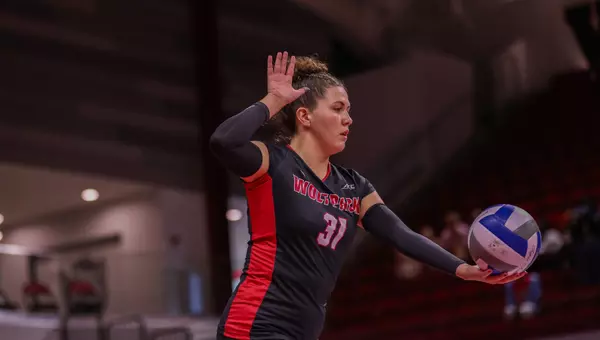 Elaisa Villar serving vs FSU 10/5/25