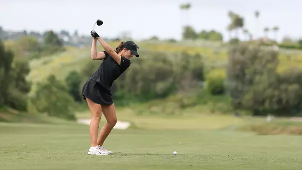 Sarah Hammett swings a driver at the GameAbove Invitational