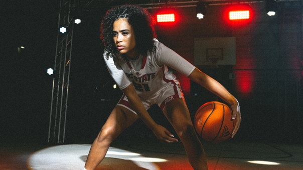 Diamond Johnson Named to Dawn Staley Award Late Season Watch List