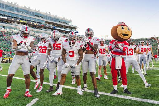 Ohio State Quarterback Justin Fields Named To Manning Award Watch List –  Buckeye Sports Bulletin