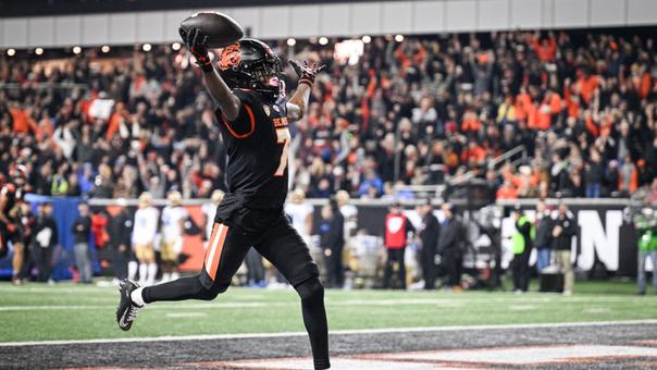 Oregon State Beavers poised in win vs. Fresno State Bulldogs