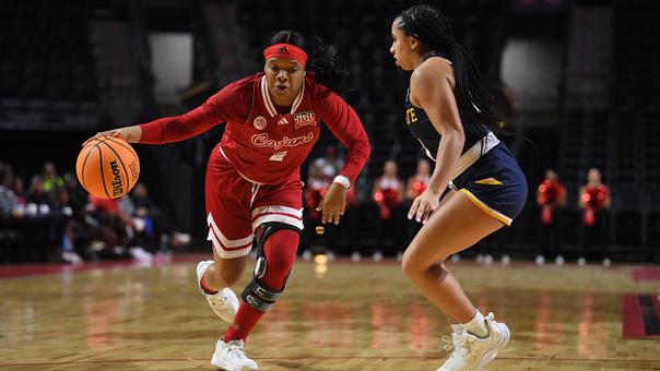 Basketball stand-out Jasmine Matthews commits to Ragin' Cajuns - L