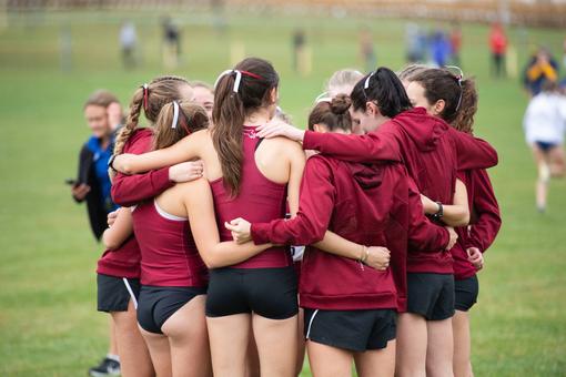 Women's Cross Country Opens Up Season with Ken O'Brien Minuteman  Invitational - University of Massachusetts Athletics