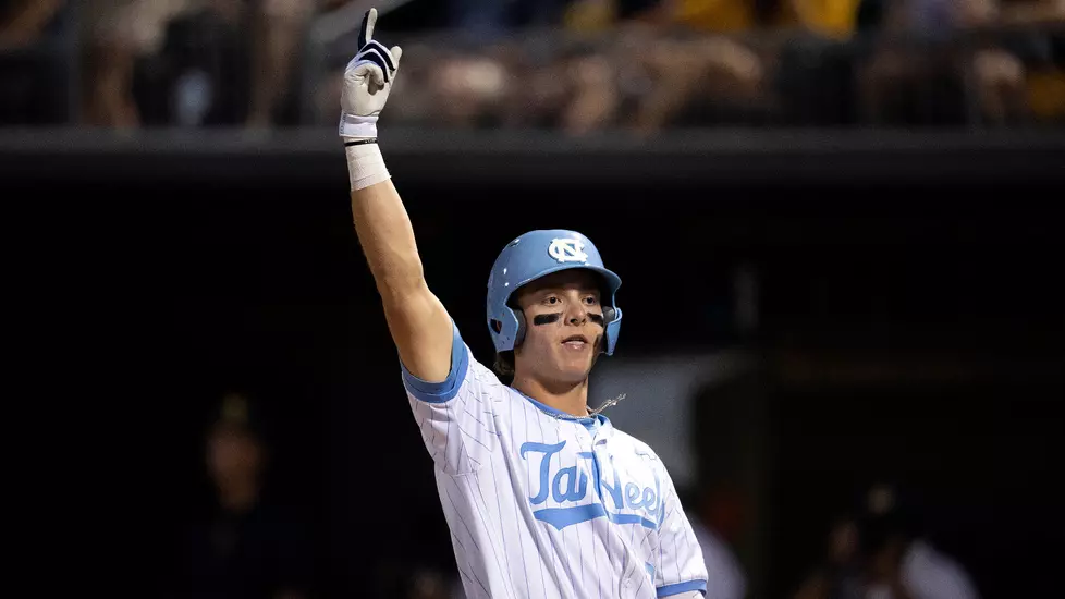 Vance Honeycutt hits walk-off homer as UNC beats West Virginia in super regional