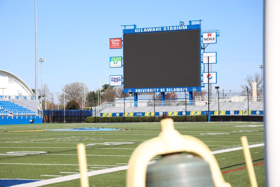 University of Delaware Stadium Cushion – National 5 and 10