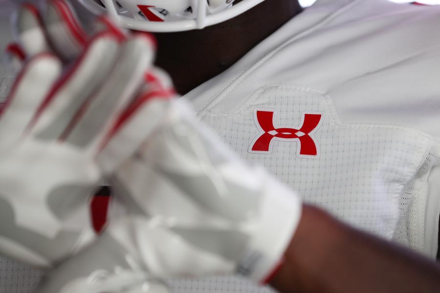 Wisconsin, Under Armour Unveil 2021 'By the Players' Uniform