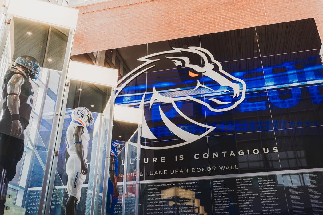 Fan Friday: 'Bronco Nation' Mural Ticket Promotion - Boise State University  Athletics