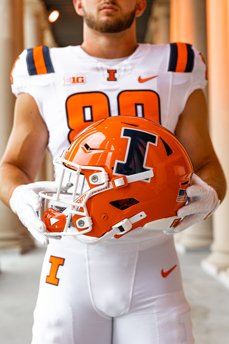 Tennessee Volunteers unveil new football uniforms