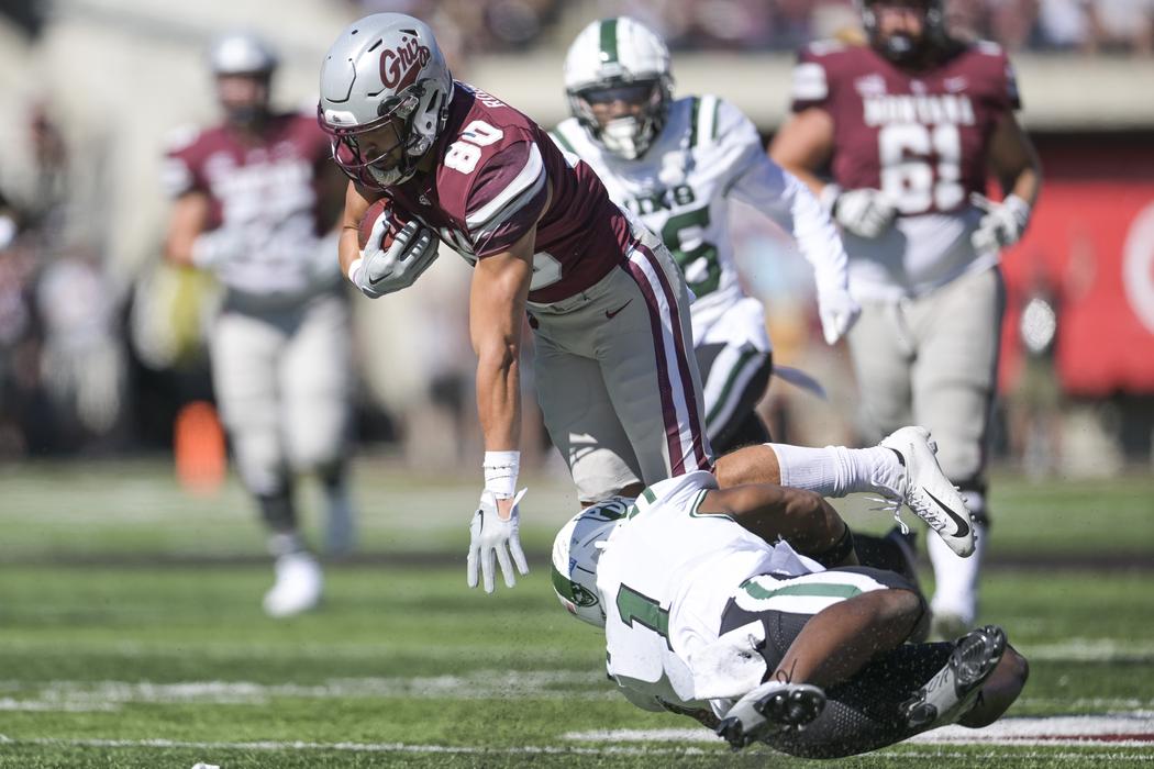 Robby Hauck's record return highlights Montana Grizzlies' lopsided win over  Portland State Vikings 