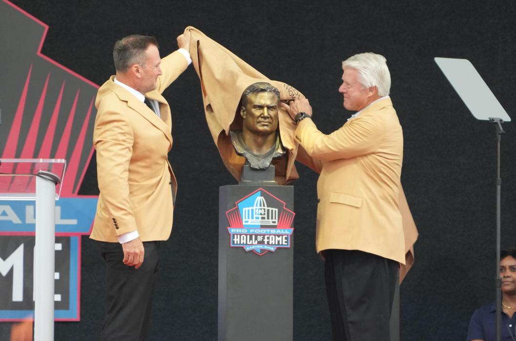 Zach Thomas elected to Pro Football Hall of Fame, KLBK