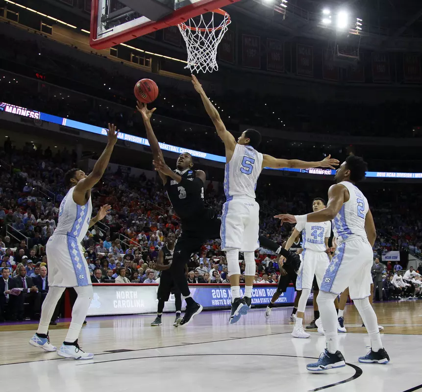 Dunn posted his 11th 20+ point performance this season vs. the Tar Heels