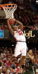 Larry O'Bannon goes up strong in the course of his 33-point performance Thursday.