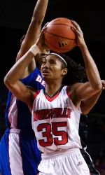 Angel McCoughtry had 28 points and 13 rebounds in the win.