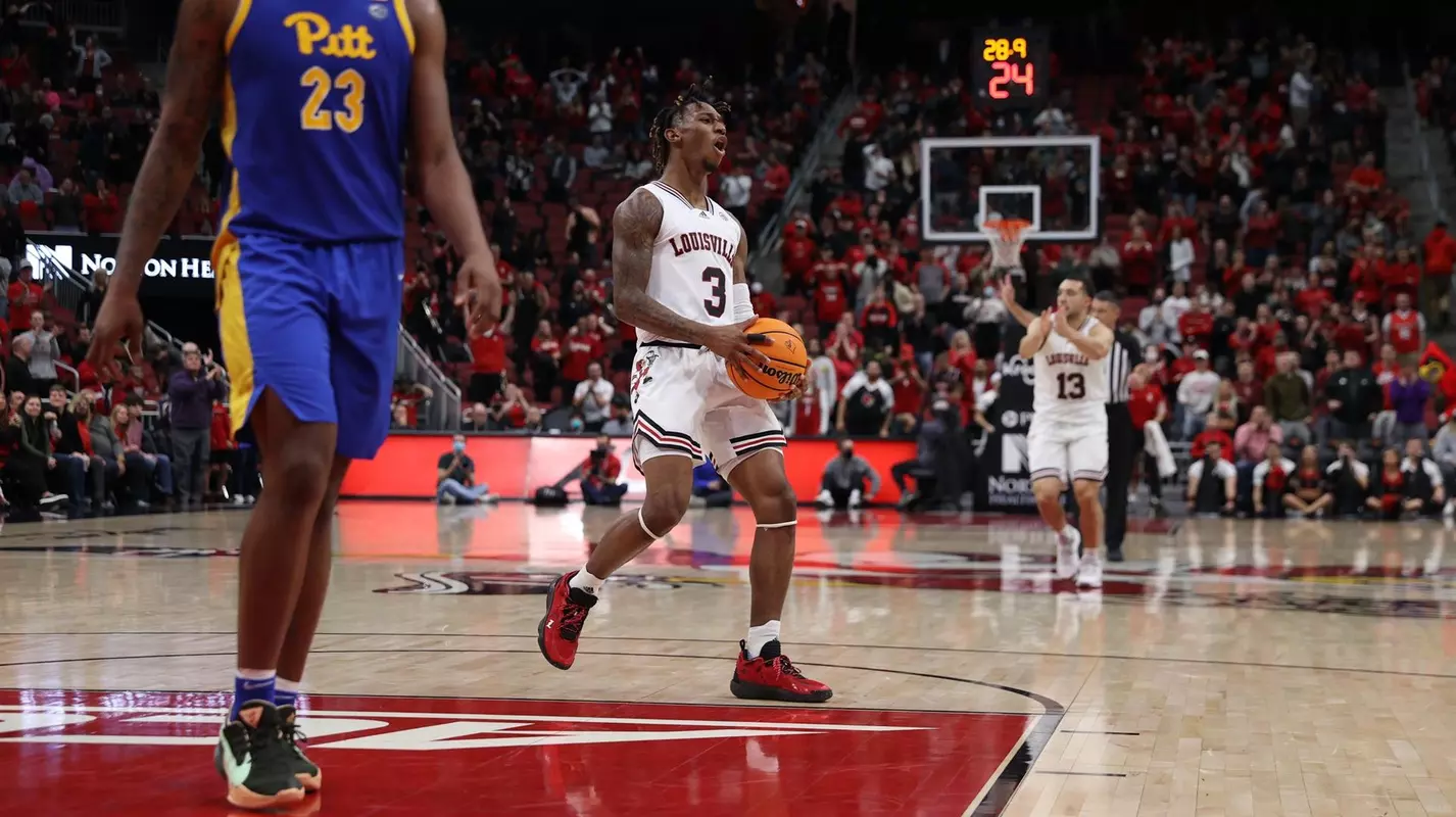 El Ellis celebrates against Pitt.