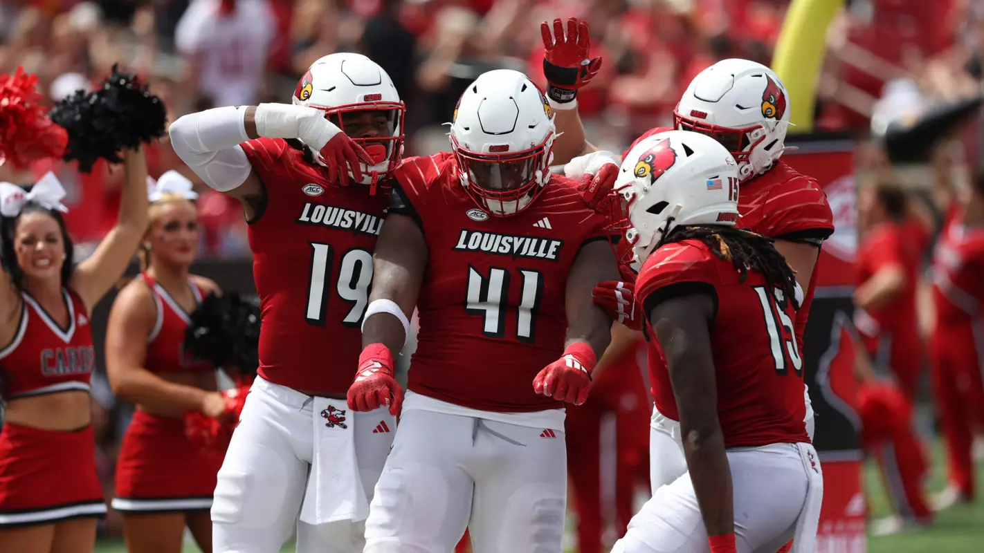 Ramon Puryear celebrates in the endzone
