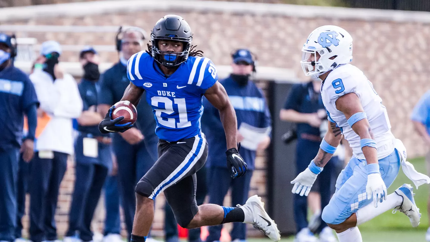 Mataeo Durant runs the ball against North Carolina