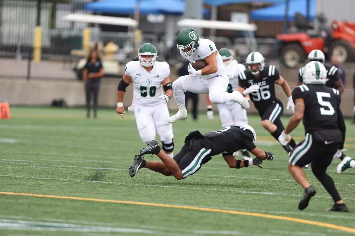 Aiden Ramos hurdle