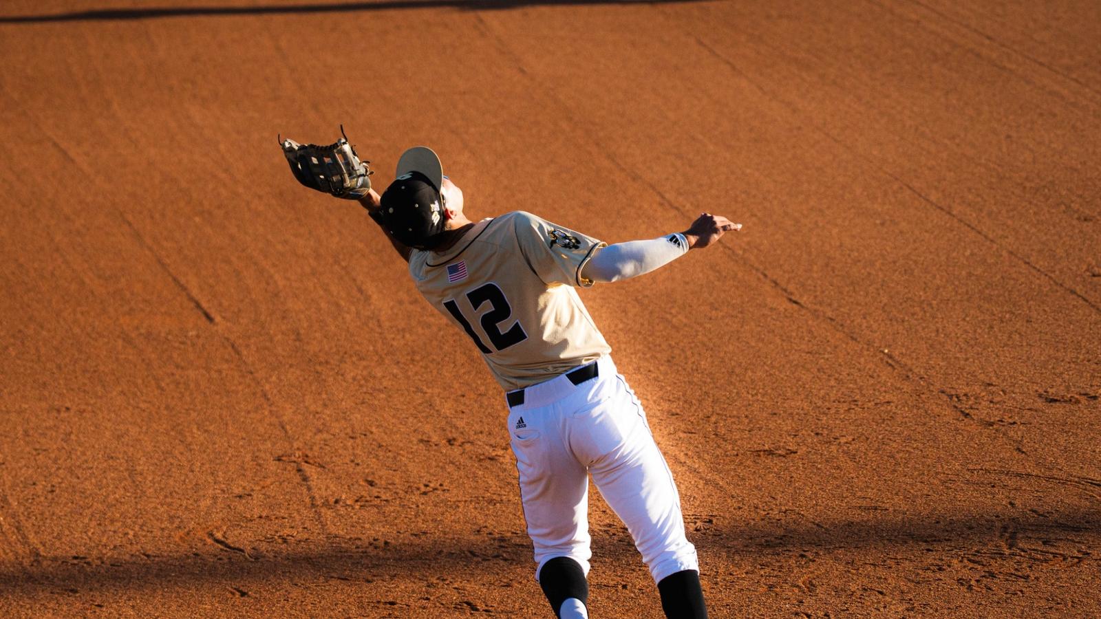 Cal Poly and Pepperdine Meet for Third Midweek of Season Series - Cal Poly
