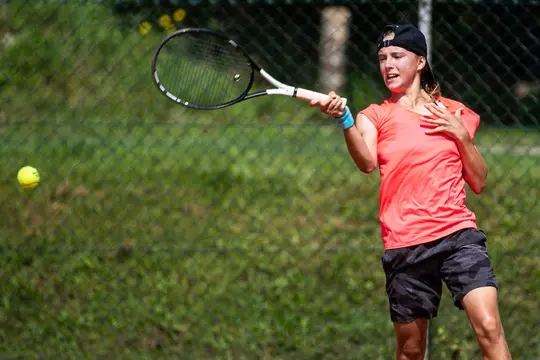 Masa Viriant women's tennis