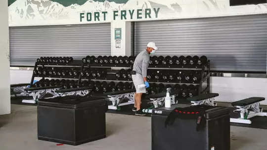Canvas concourse workouts cleaning