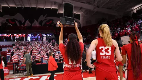 Jakia Reg Season Trophy Hoist 2022