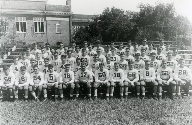 1933 Football Archives
