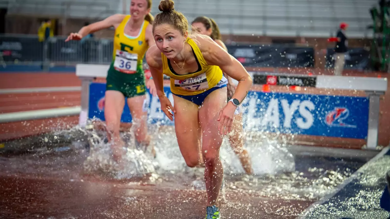 Daniels, Three Relay Squads Shines as Track & Field Close Out Regular