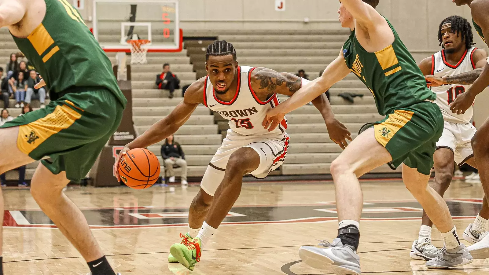 men-s-basketball-drops-non-con-finale-to-vermont-brown-university-athletics