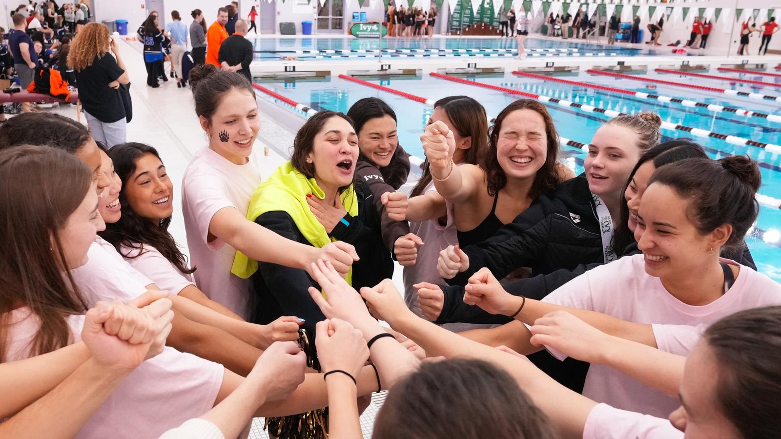 Women’s Swimming and Diving Announces Team Awards