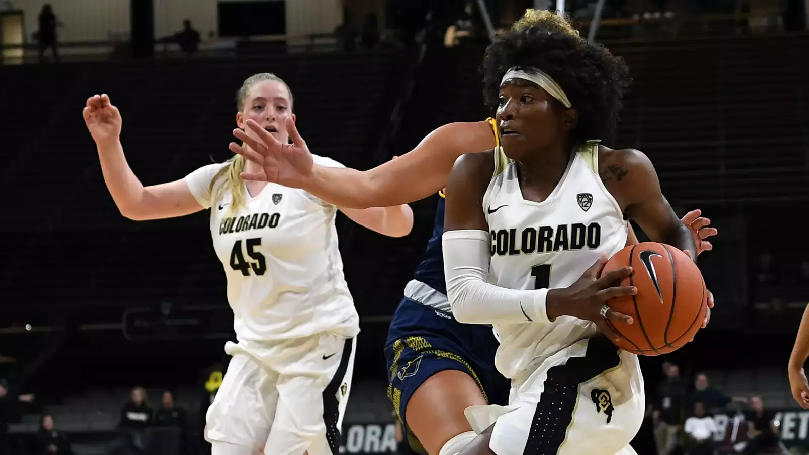 Buffs Shine in Exhibition - University of Colorado Athletics