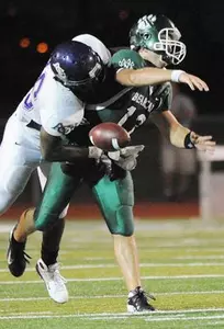 #5 ACU holds off Bearcats, 19-14 Image