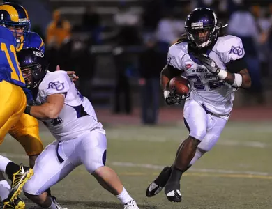 No. 2 Wildcats crush ASU, 38-14 Image