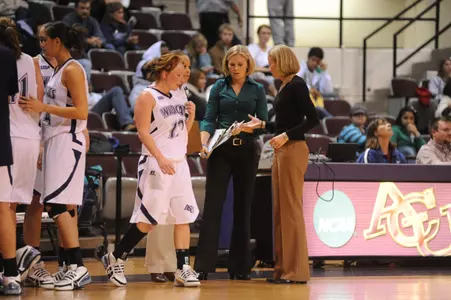 Wildcats Head to Austin Image